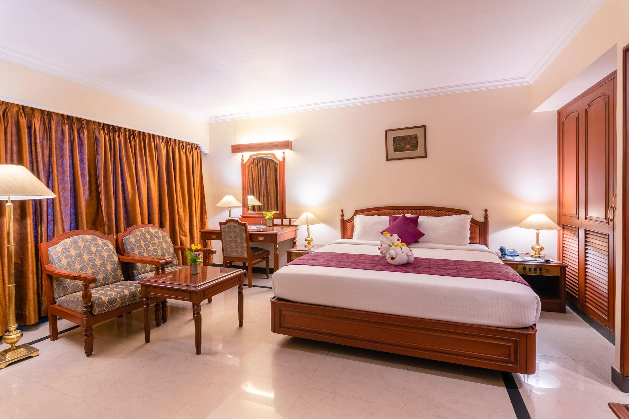 Hotel Annamalai International Puduccseri Kültér fotó